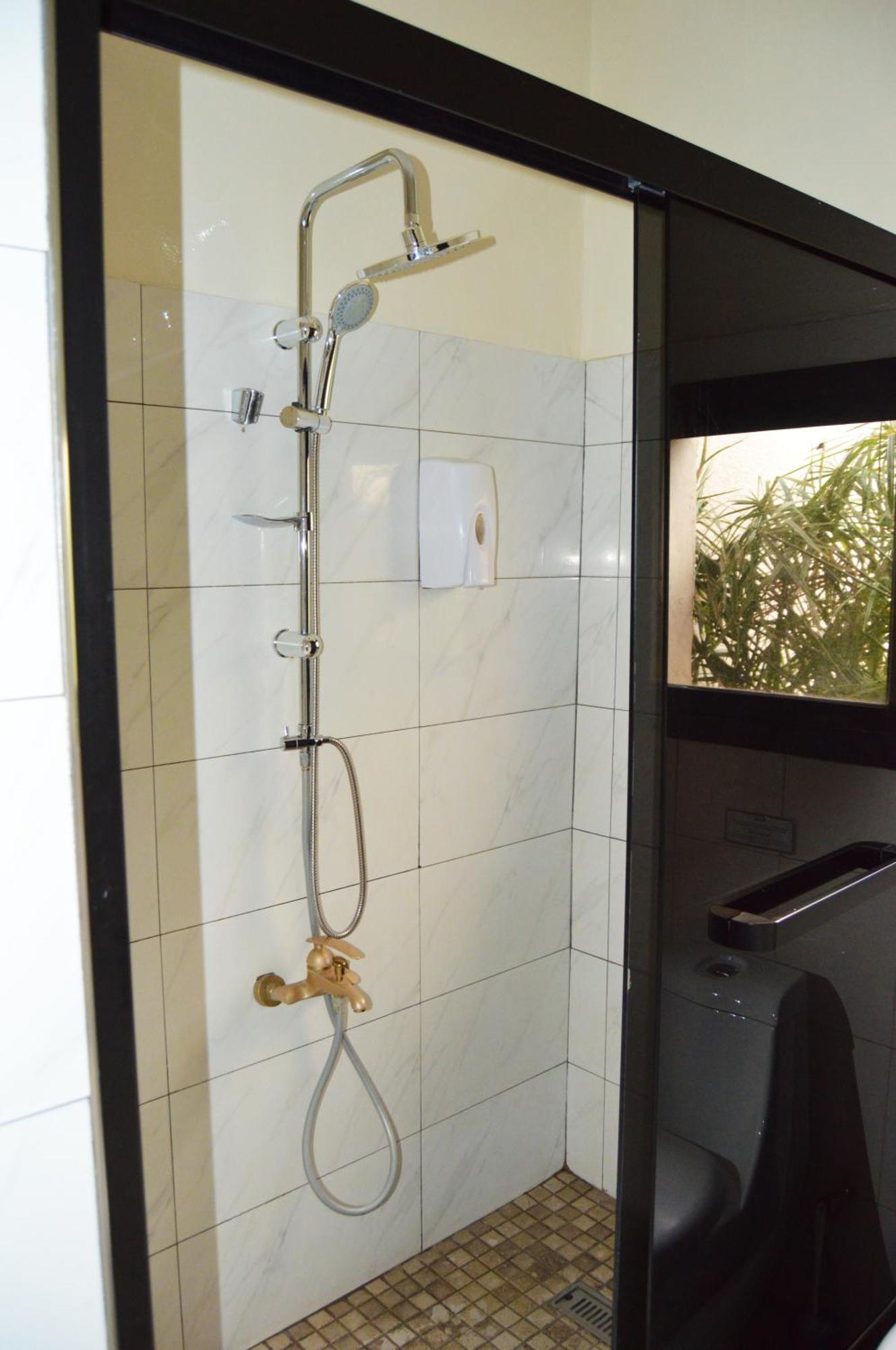 Bougainvilla Boutique Hotel & Restaurant Lubumbashi Esterno foto