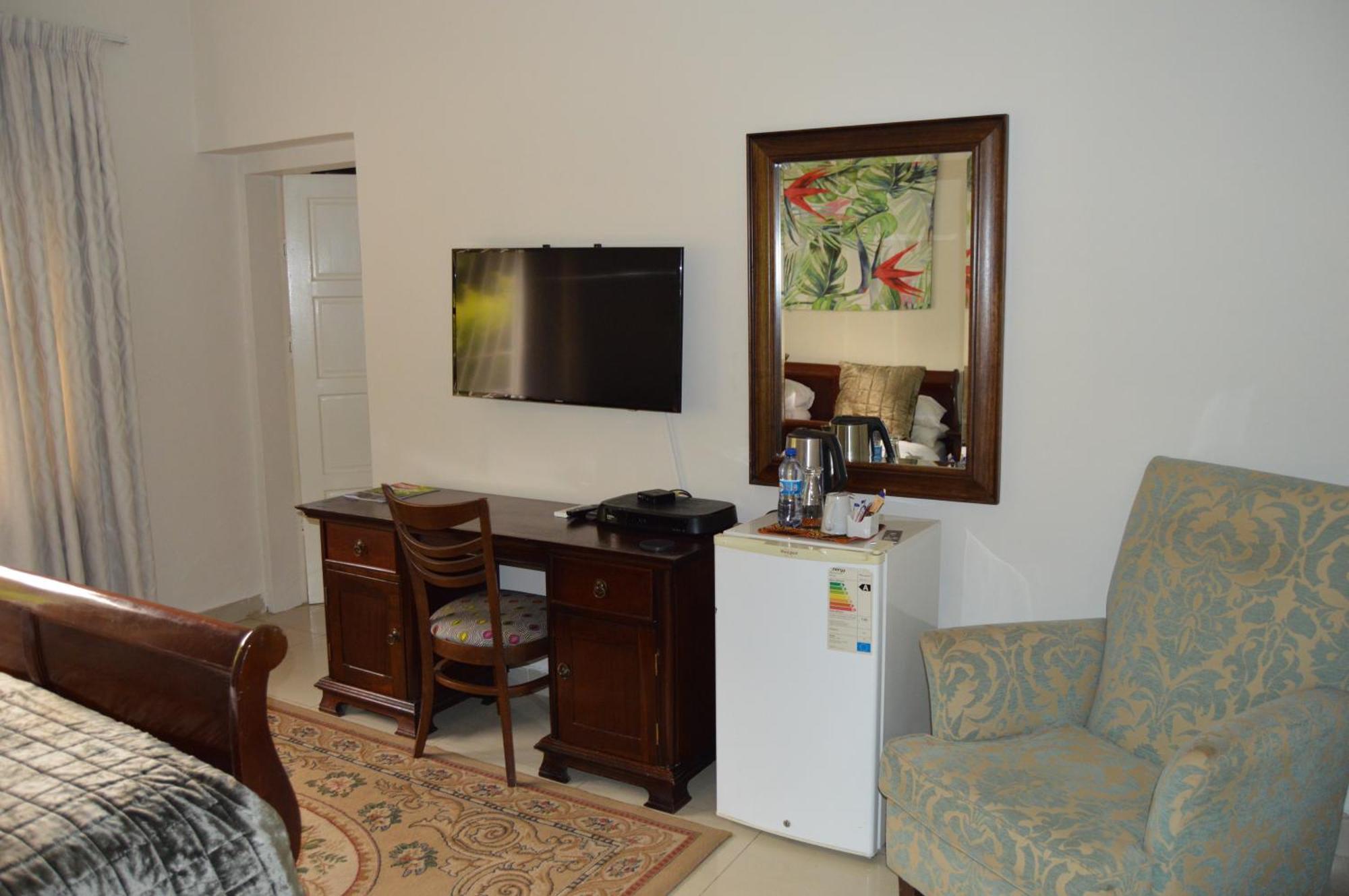 Bougainvilla Boutique Hotel & Restaurant Lubumbashi Esterno foto