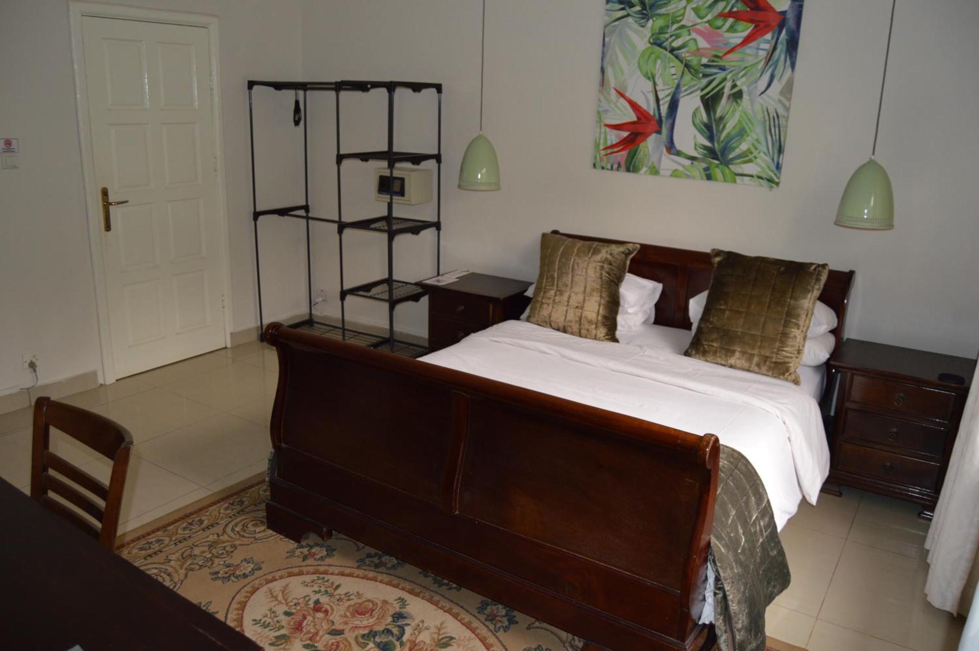 Bougainvilla Boutique Hotel & Restaurant Lubumbashi Esterno foto