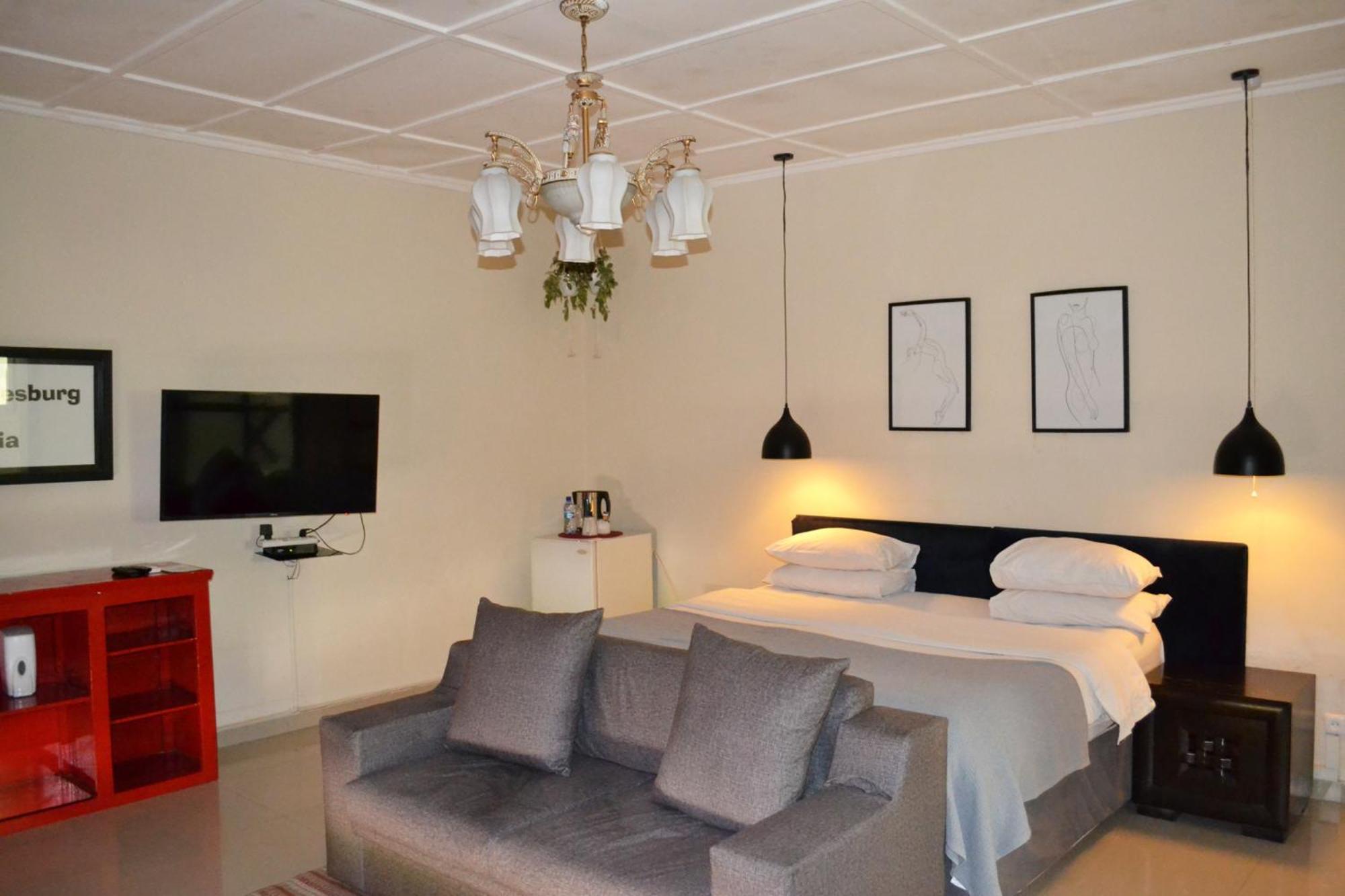 Bougainvilla Boutique Hotel & Restaurant Lubumbashi Esterno foto
